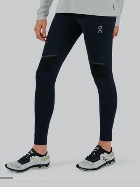 NWOT ON Cloud Runnjng
Tights Long
Black
Size: S (Women's)